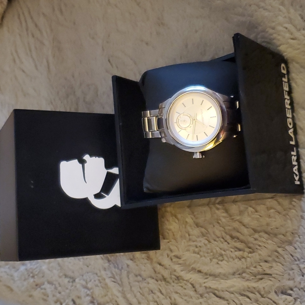 Karl lagerfield watch
